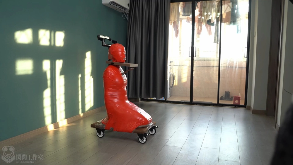 【闪闪工作室】人体家具-胶带木乃伊托盘推车