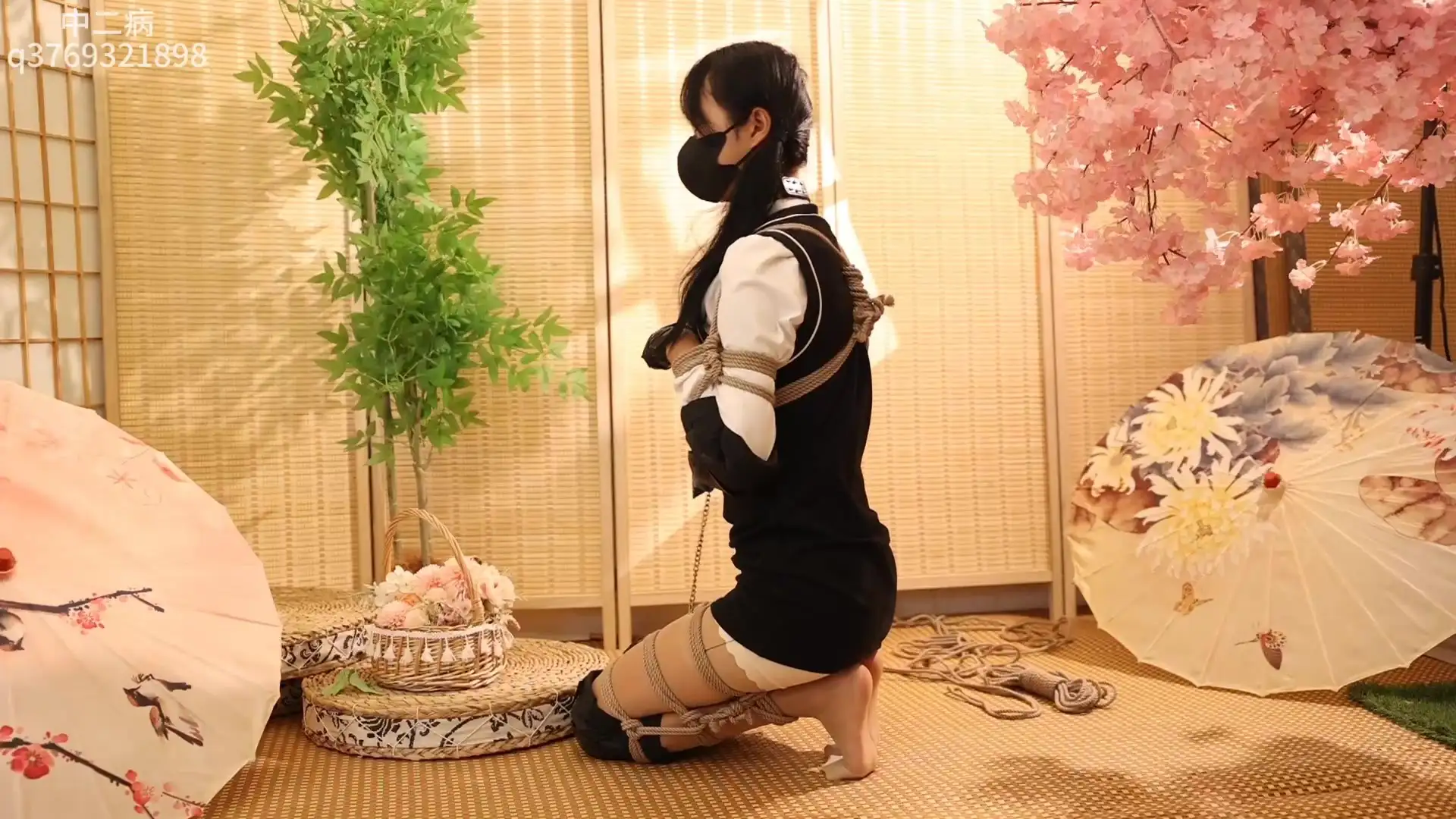 【中二病】双马尾精致少女北北的犬缚调教，少女犬奴听从主人的指令