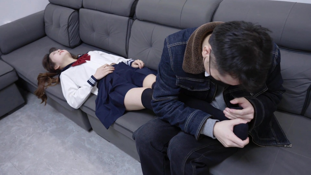 【比尔工作室】痒痒美少女保卫者 挠死怕痒的小念