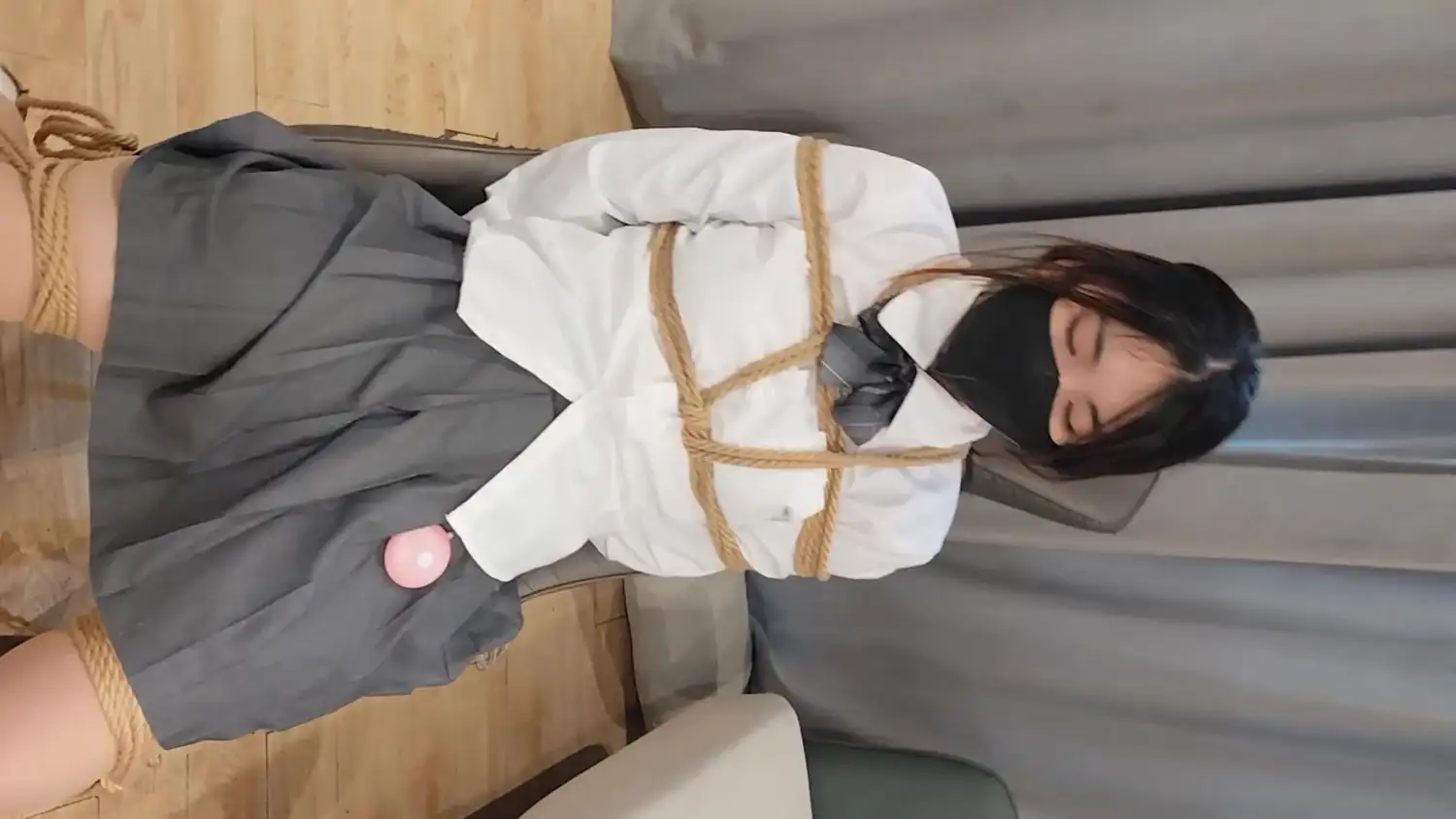 【鱼果儿】晕过去再醒来委屈挣扎时最痛苦的是玩具没有放对地方好难受不舒服，我偷偷自己调整了下位置，放对地方了，真的会忍不住叫到破音了，而且会很舒服哎！！