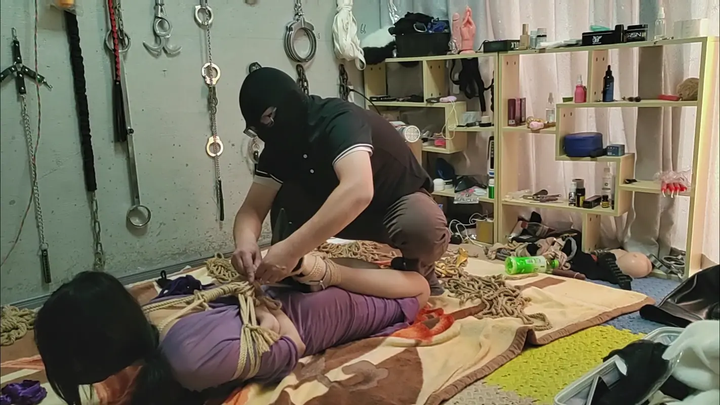 【江山原创】车模小美第二缚！