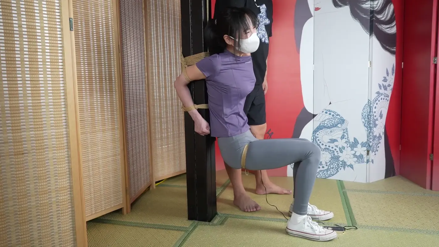 【象人工作室】嗷嗷-瑜伽服 +帆布鞋，劫持举高高，袅袅，剧情向！