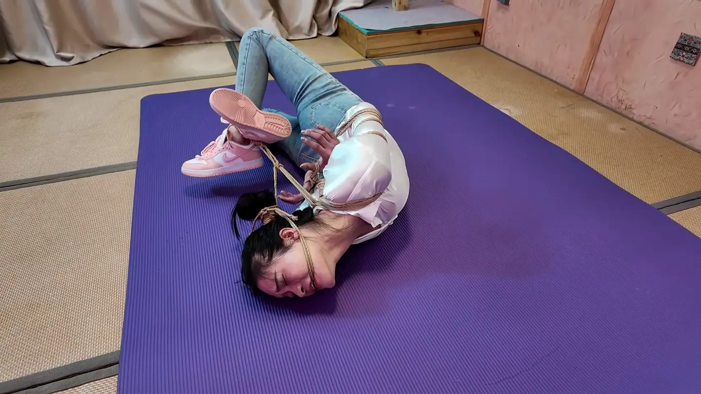 【一绳所爱】洛洛麻绳和铁链（极限五花驷马）