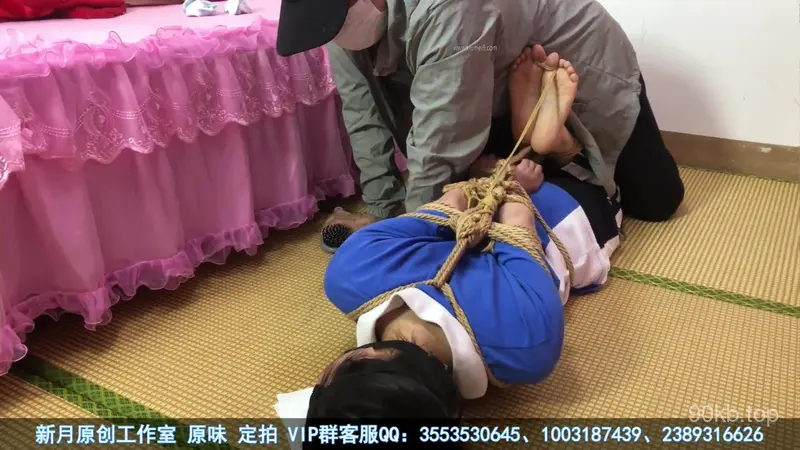 【新月原创】【水灵】校服女学生 超紧直臂驷马 脱袜子绑脚趾 挠这个相当怕痒的大白脚