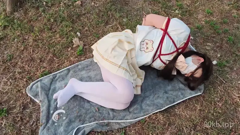 【苏苏】JK少女绑架案，森林迷晕，多次换鞋，日式后手＋驷马捆绑