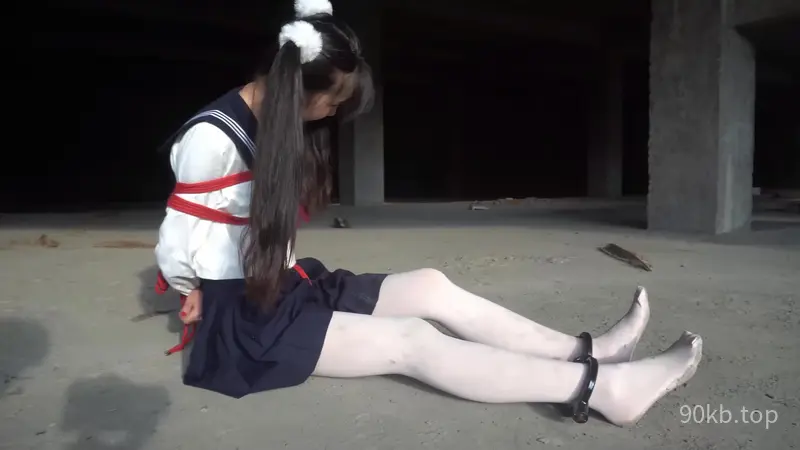 【Annie】舞蹈生小慧现役女高JK水手服白丝红绳紧缚+镣铐行走体验ing