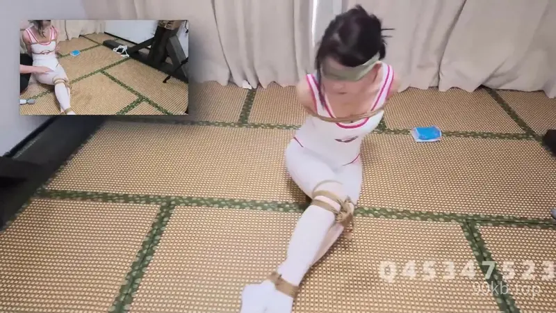 【象人工作室】【花花】白丝体操服！跳蛋震动棒捆绑调戏玩弄！中