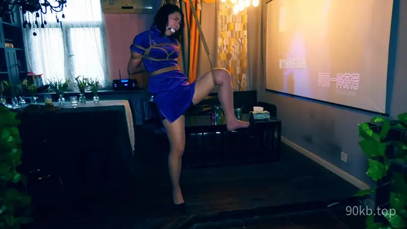 【胜景影视】旗袍女M的单腿吊