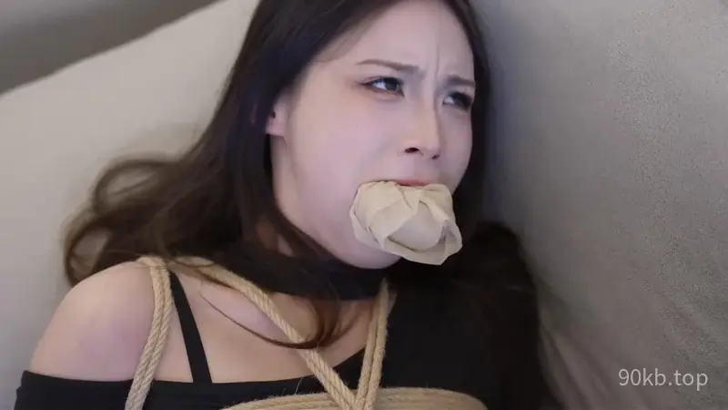 【比尔工作室】邪恶医生的催眠捆绑美女御姐 催眠劫难(艾琳EL)
