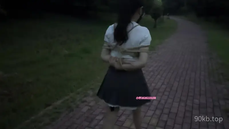 【小乔】一次户外公园的捆绑 全程玩具 几近崩溃